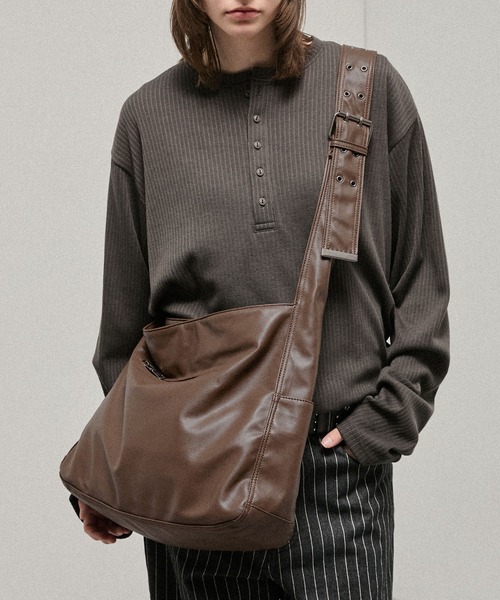 ショルダーストラップ ショルダーバッグ 「Alfred Alex」2Way Eyelet