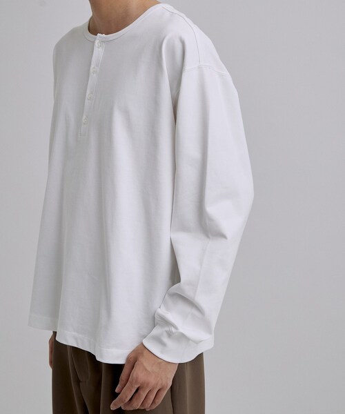 tk.TAKEO KIKUCHI（ティーケータケオキクチ） ヘンリーネック tシャツ