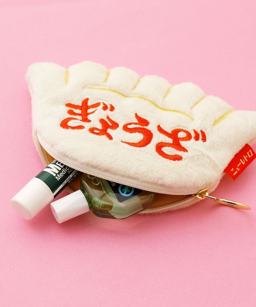 【可愛い♪】【ＬＶ】餃子ポーチ ギョーザ・ポーチ その他のレザー｜ルイ・ヴィトン 公式サイト