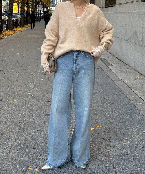 ジーンズ デニム デニムパンツ ルーズフレアデニム レディースの画像