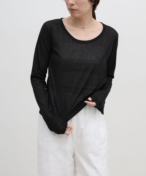 select MOCA（セレクトモカ） tシャツ ラウンドネックシアートップス