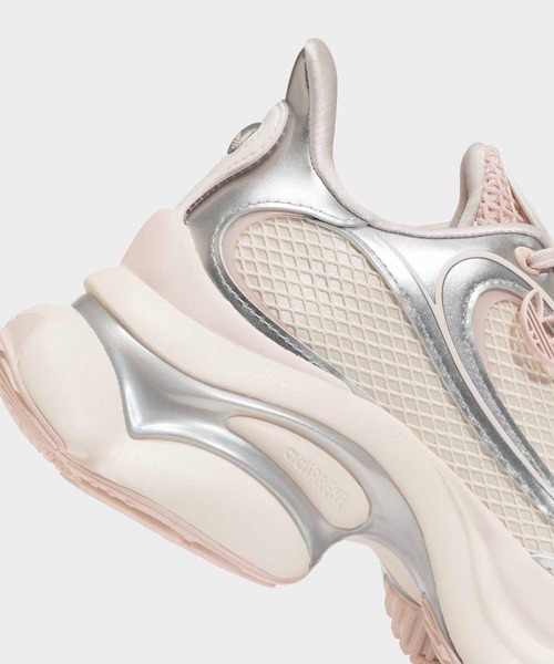 adidas（アディダス） スニーカー オズヴィーナス / OZVENUZ W
