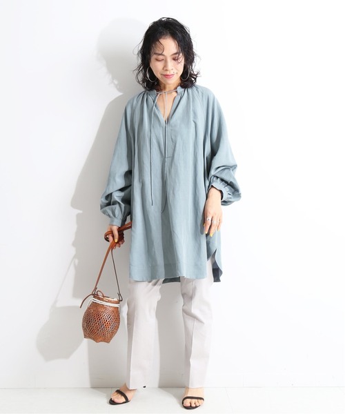 IENA LA BOUCLE（イエナラブークル） シャツ ブラウス 麻Vネック 