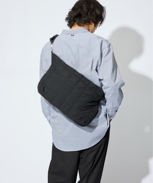 meltum ショルダーバッグ QUILTING POUCH SHOULDER BAG