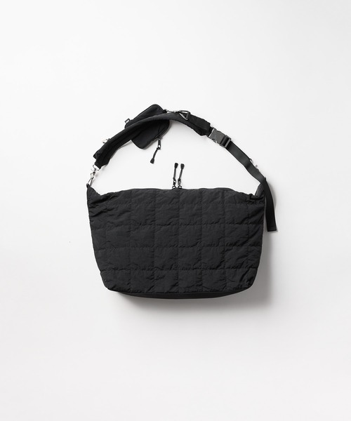 meltum ショルダーバッグ QUILTING POUCH SHOULDER BAG