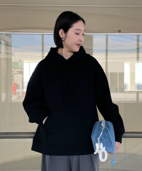 Mila Owen パーカー ロゴアップリケダンボールフーディー