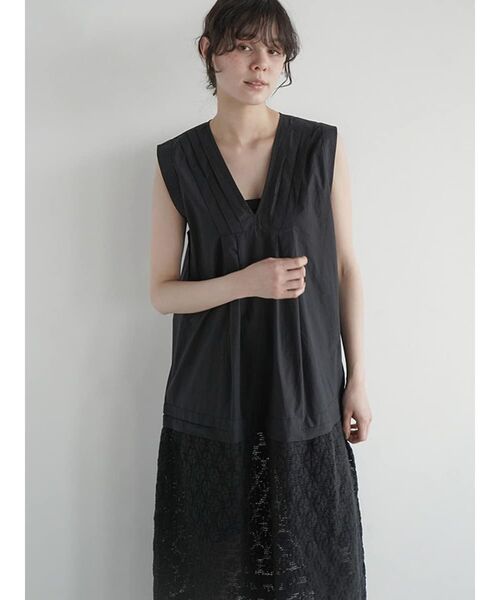 FIKA. ワンピース Lace switched sleeveless onepiece