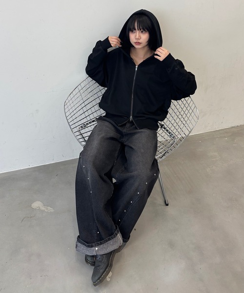 MandO（エムオー） パーカー ワンポイント刺繍スウェットジップ