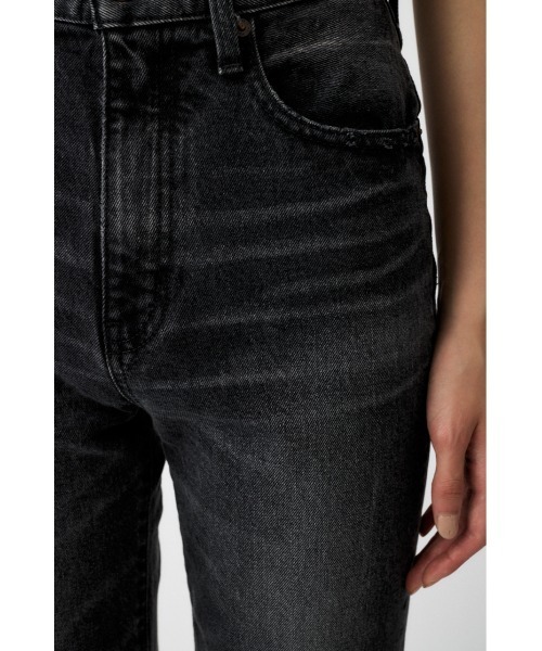 新品 MOUSSY MVS BLACK FLARE 26インチ フレアデニム MVS BLACK FLARE（デニムパンツ）｜MOUSSY（マウジー）のファッション