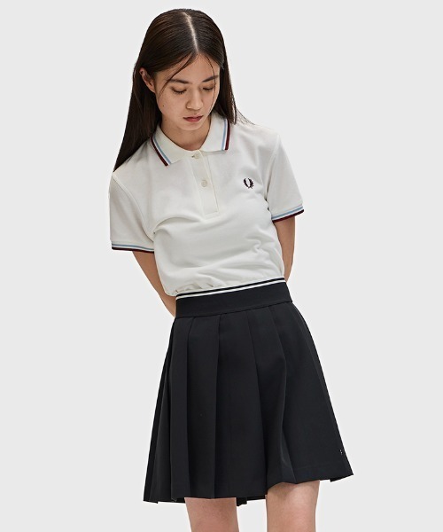 美品　FRED PERRY レディースポロシャツ　G12 ブラック　現行モデル The Fred Perry Shirt - G12(8 157：BLACK / CHAMPAGNE): | FRED