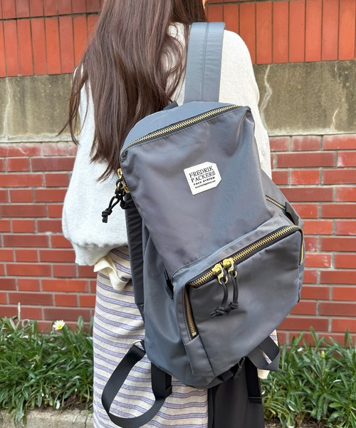 FREDRIK PACKERS（フレドリックパッカーズ） デイバック リュック