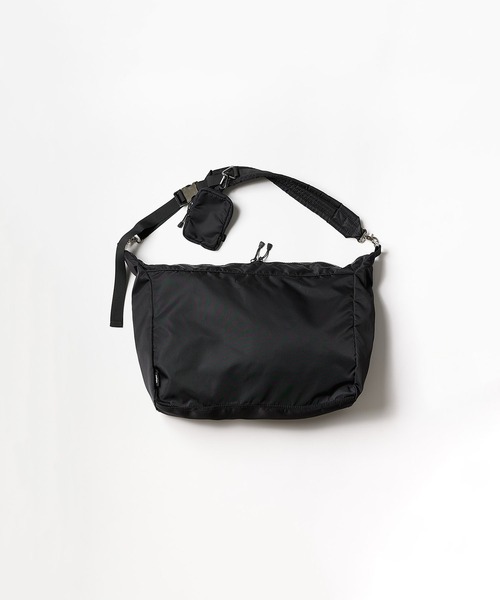 黒 ナイロン ショルダーバッグ　meltum meltum ショルダーバッグ POUCH SHOULDER BAG / ポーチ