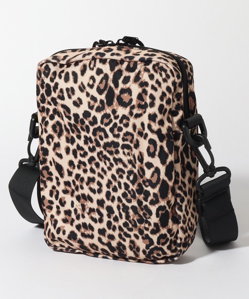 美品 just cavalli ジャストカヴァリ レオパード ショルダーバッグ 美品 just cavalli ジャストカヴァリ レオパード ショルダーバッグ