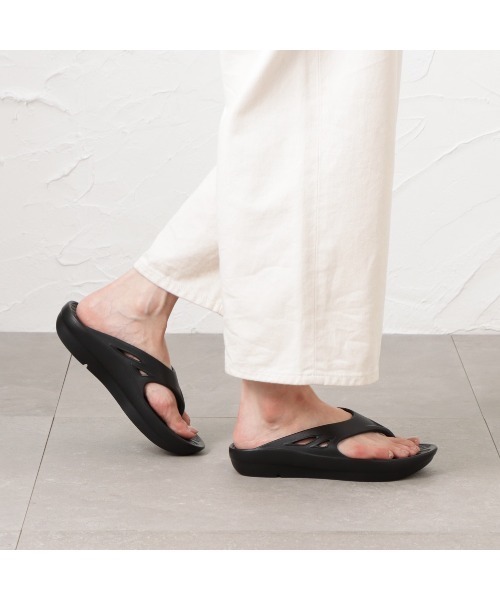☆Free People フリーピープル レディース サンダル☆ Amazon | Free People Abilene Top Loop Sandal for Women