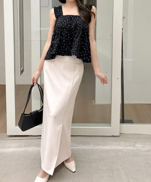 美品　キャミ　ノースリーブ MARNI hellam（ヘラム） サテンレースアシメ ノースリーブ タンクトップ トップス