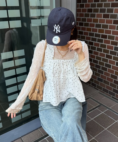 Ada. キャミソール ギャザーショルダー ノースリーブ ドット トップス