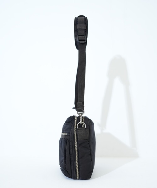 ポーターPORTER限定ショルダーバッグ、バリスターナイロン、未使用品、ブラック FLAG(フラッグ) SHOULDER BAG(VERTICAL) | 吉田カバン