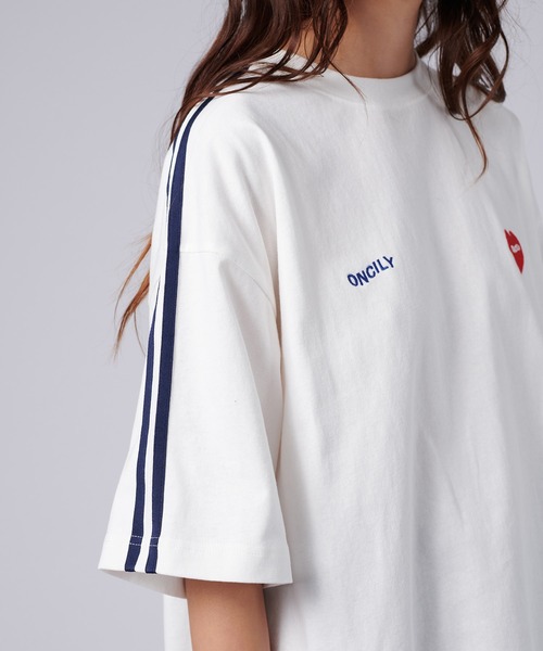 「ONCILY」 半袖Tシャツ MEDIUM レッド メンズ