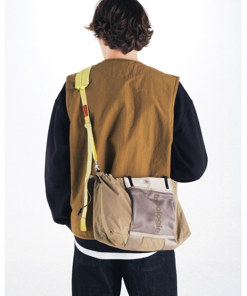 Topologie（トポロジー） ショルダーバッグ バッグ Crepe Pocket Sling