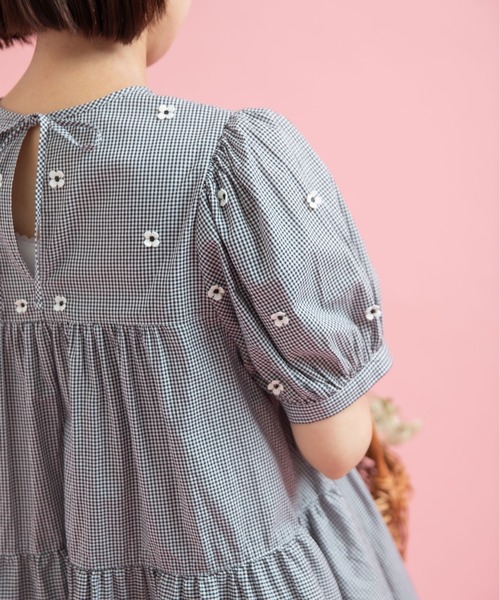 ブラウス シャツ 小花オンケミ刺繍 パフスリーブチュニックブラウス レディースの画像