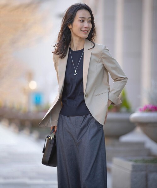 【新品】 Ys ワイズ ブラック テーラード ジャケット 薄手 軽量 ストレッチ Ys ワイズ ブラック テーラード ジャケット 薄手 軽量 ストレッチ 新品