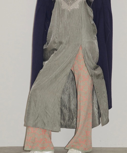 LA BELLE ETUDE（ラベルエチュード） パンツ オリジナル柄モール