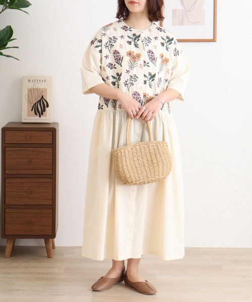 Emago(イマゴ) ワンピース 花刺繍ワンピース : ZOZOTOWN Yahoo!店 Emago(イマゴ) ワンピース 花刺繍ワンピース : ZOZOTOWN Yahoo!店