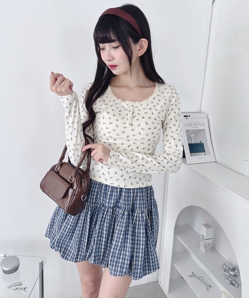 Loueme tシャツ ヘンリーネック小花柄レーストリムトップス レディース