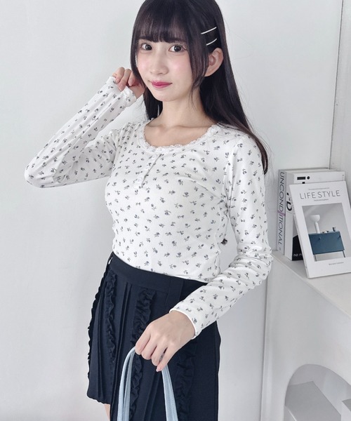 Loueme tシャツ ヘンリーネック小花柄レーストリムトップス レディース