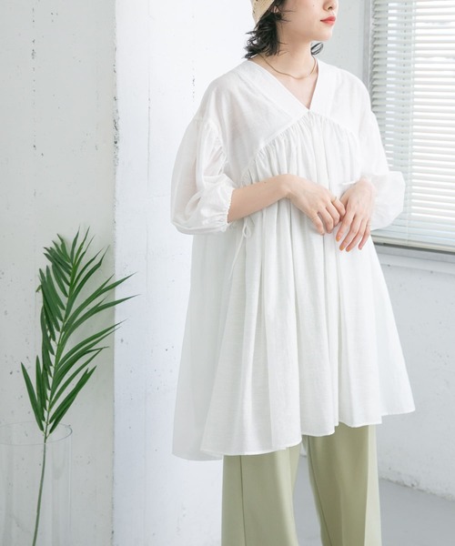 「KBF」 半袖チュニック ONE ベージュ レディース_画像2