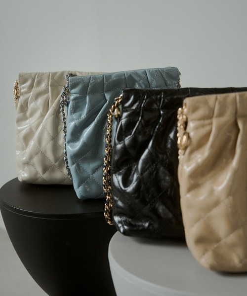 LE'RURE ショルダーバッグ バッグ Quilting chain square bag