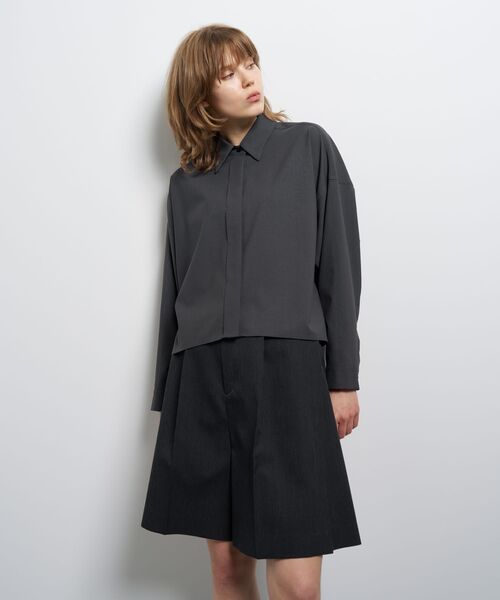 LANVIN en Bleu パンツ ウールツイルショートパンツ レディース