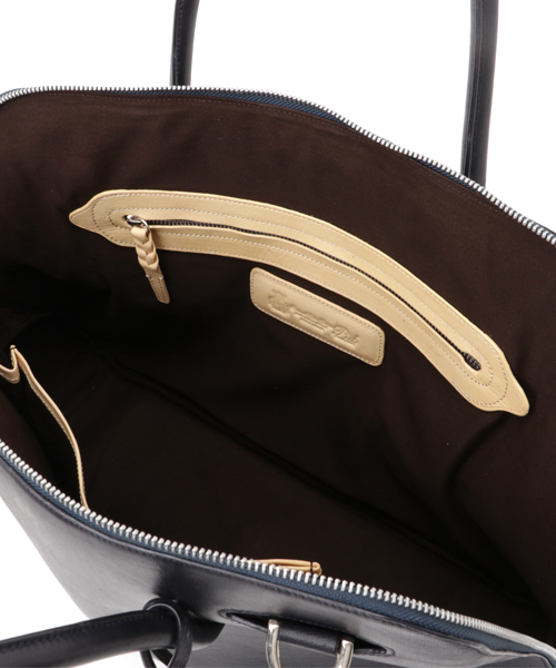 P.I.D ショルダーバッグ ピーアイディー「P.I.D」レザーブリーフケース