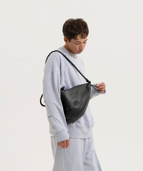 (New）The Row Nan シルクレザーショルダーバッグ Nan レザー製 ショルダーバッグ ブラウン – The Row