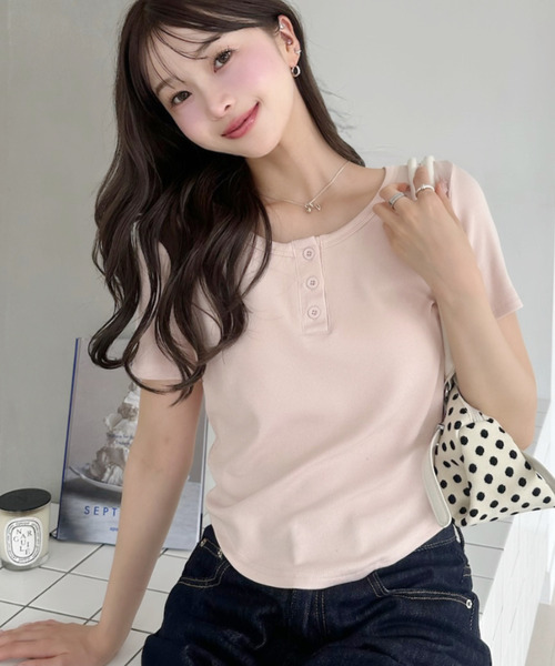 Ada. ヘンリーネック tシャツ 半袖 スタイルアップ！ヘンリーネック