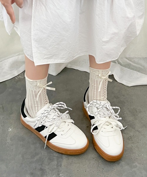 Shoes in Closet（シュークロ） スニーカー 超軽量 厚底 4WAY パール