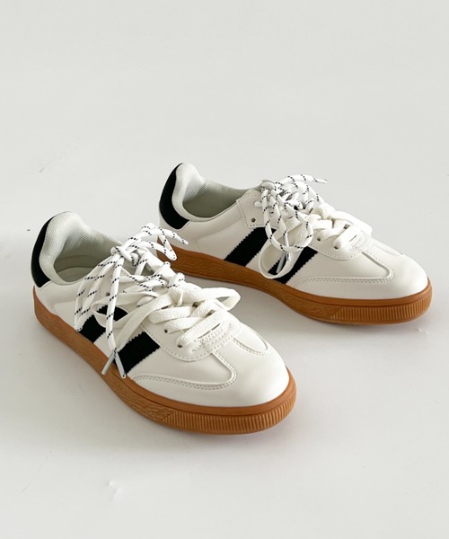 Shoes in Closet（シュークロ） スニーカー 超軽量 厚底 4WAY パール