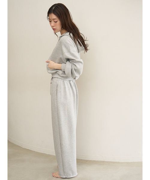 SNIDEL  スウェットルームウェア SNIDEL HOME パジャマ ルームウェア 「SNIDEL × 新木優子」スウェット