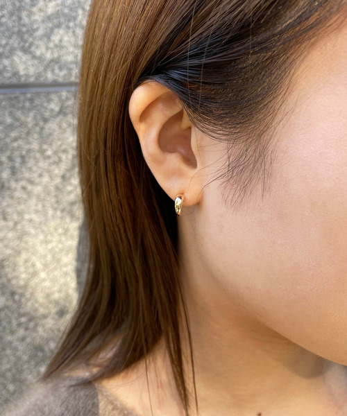 アレルギー対応 ピアス 「K10」クレセントフープピアス/ユニセックス「動画あり」 レディース メンズの画像