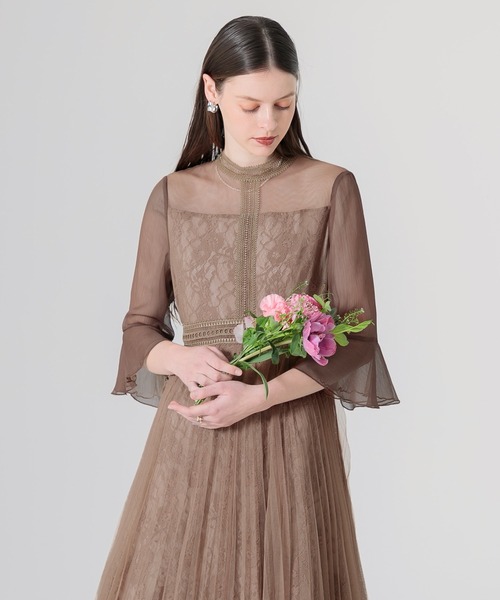 LEJA】花柄総レースデコルテシアーシフォンフレアスリーブプリーツドレス