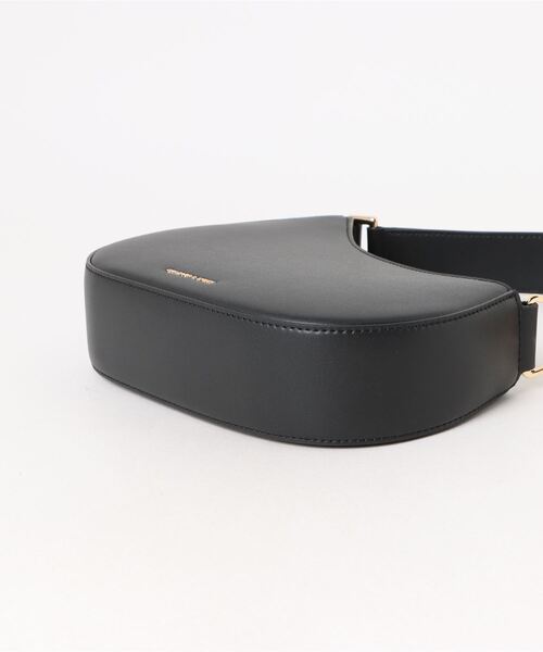 CHARLES ＆ KEITH ショルダーバッグ バッグ アシメトリック
