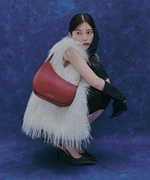 CHARLES ＆ KEITH（チャールズ&キース） ショルダーバッグ バッグ アシ