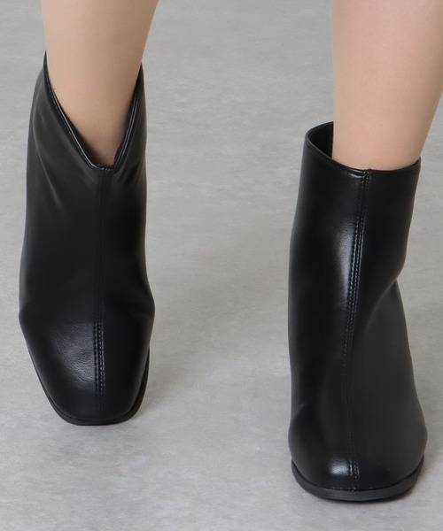 Lace Ladies（レースレディース） ブーツ パールモチーフ付き レザー調