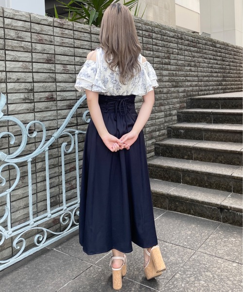 abc une face ワンピース フリルドッキングワンピース
