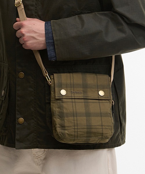 Barbour WW ブラックボディバッグ Barbour（バブアー） ウエストポーチ 「Barbour」barbour transport