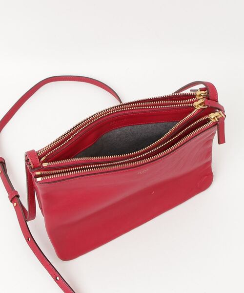 CELINE キルティングレザーショルダーバッグ 赤 fit=scale-down,w=1200