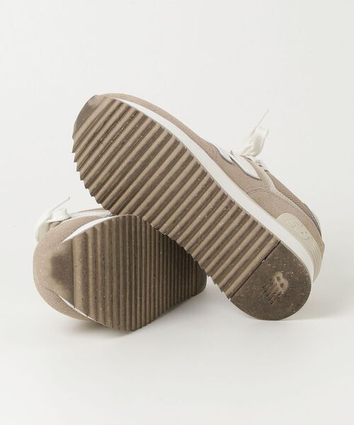「New Balance」 ローカットスニーカー 24.0cm ベージュ レディースの画像