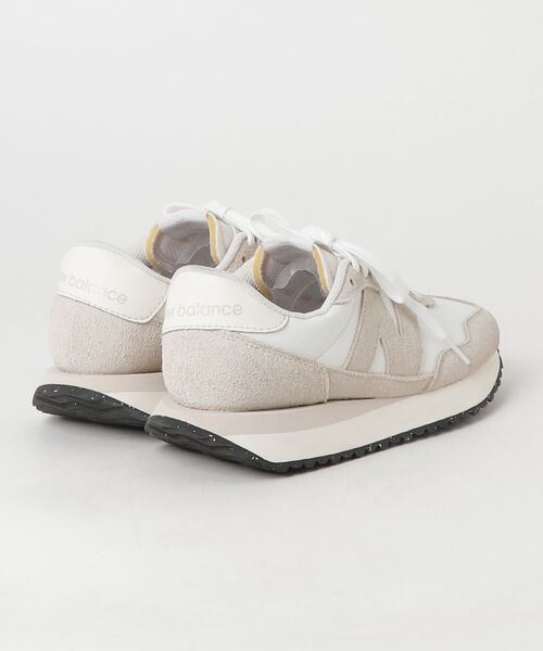 「New Balance」 ローカットスニーカー 24.5cm ベージュ レディースの画像