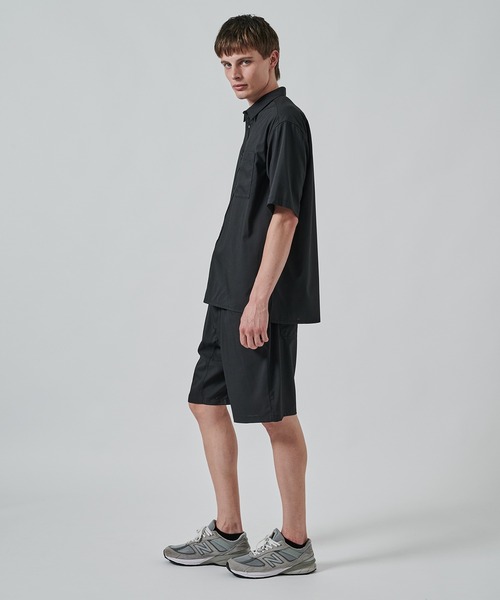 White Mountaineering ショートパンツ 黒 0220824N0038 White Mountaineering ショートパンツ 黒 0220824N0038 別注