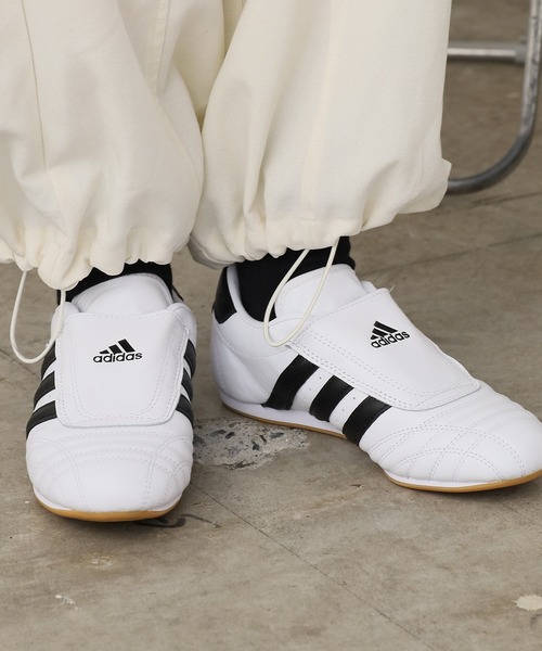 adidas（アディダス） スニーカー TAEKWONDO W スニーカー レディース